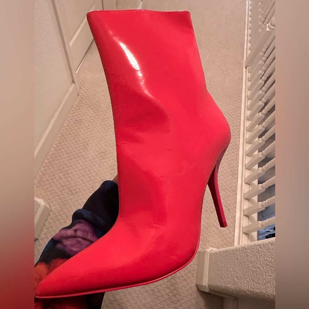 Calvin Klein booties boots size 9 watermelon red color patent like new.